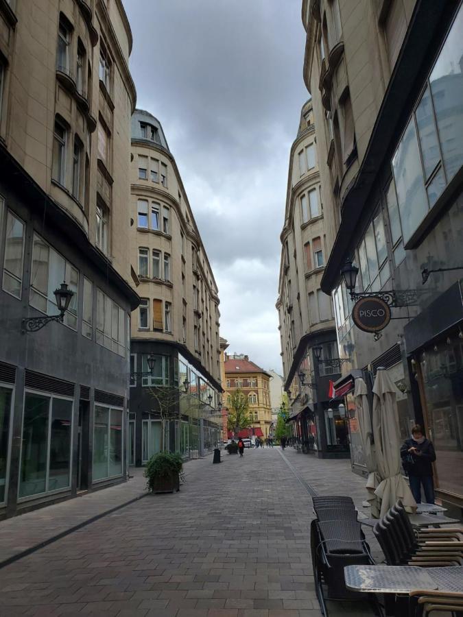 Budapest Walking Street-T 外观 照片